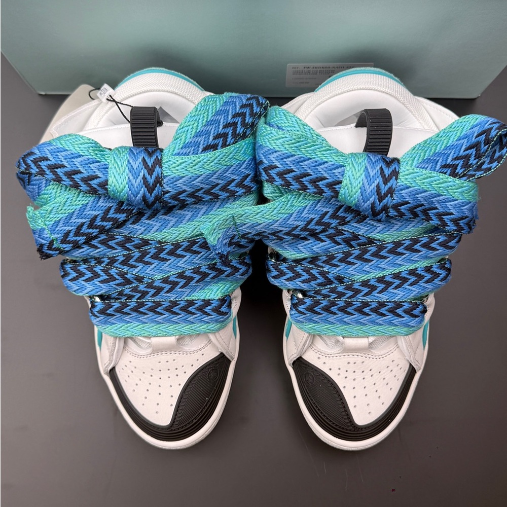 Women’s Low-Top Sneakers with Blue & Teal Braided Laces - Picture 5 of 10
